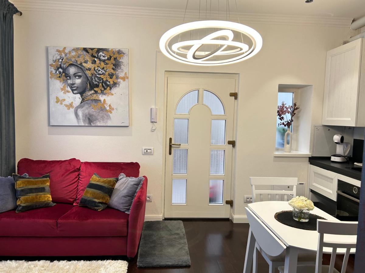 Schillerplatz Apartment Sibiu Luaran gambar