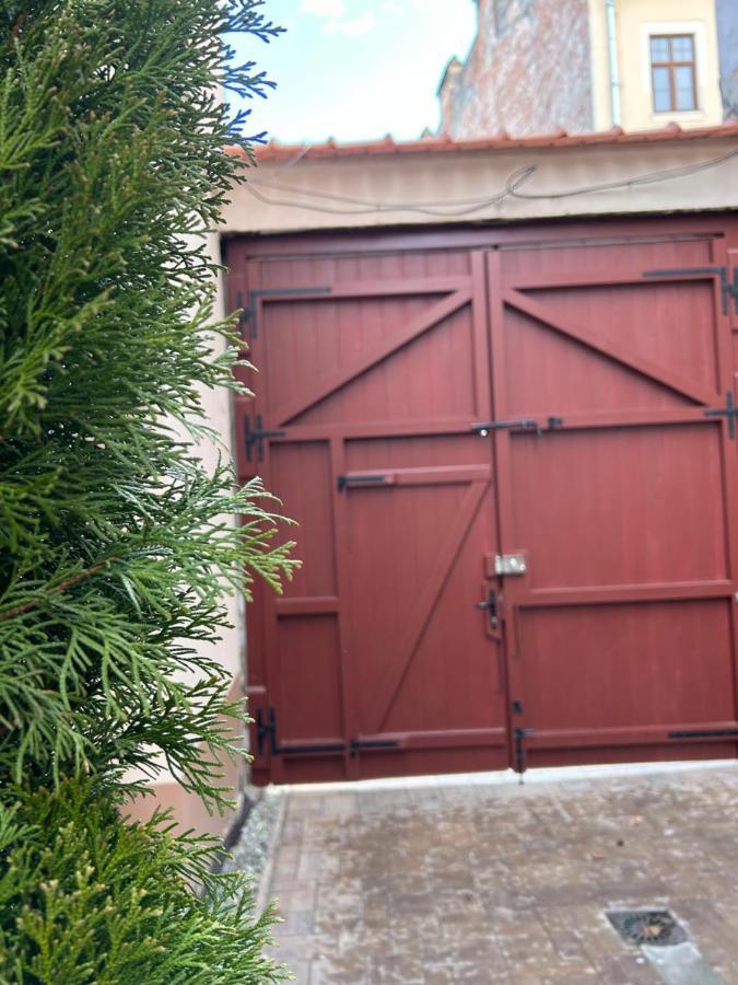 Schillerplatz Apartment Sibiu Luaran gambar